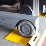 リーチフォーク用車輪止め