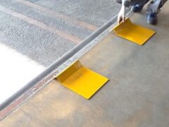 リーチフォークリフト用車輪止め